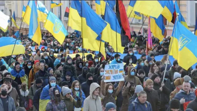 Rakyat Ukraina Mulai Panas, Teriakan Anti-Rusia Menggema - GenPI.co