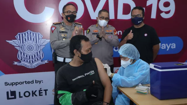GoTix Buka Sentra Vaksinasi Booster di Senayan Park, Cek Caranya! - GenPI.co