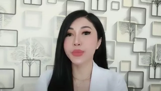 Dokter Dina Ungkap Jam Istri Ingin Berhubungan dengan Suami - GenPI.co