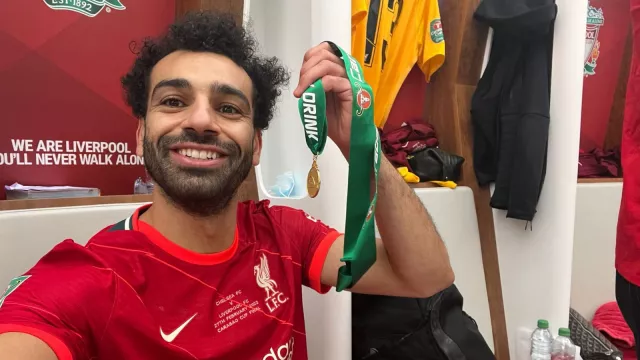 Juara Carabao Cup, Liverpool Langsung Ditinggal Mohamed Salah - GenPI.co