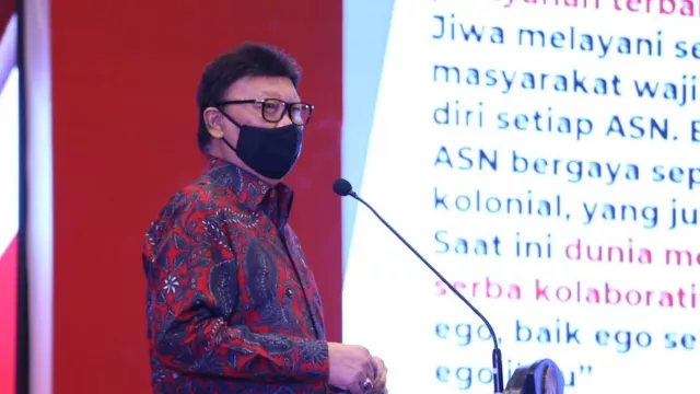 Menteri Tjahjo Kumolo Sampaikan Pesan Jokowi, ASN Mohon Siap - GenPI.co