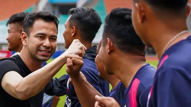 Ingin Keajaiban, Raffi Ahmad Harap RANS Cilegon FC Masuk 3 Besar - GenPI.co