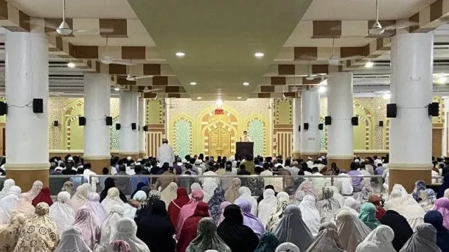 Warga Aceh Mulai Salat Tarawih Ramadan 1443 Hijriah Malam Ini - GenPI.co