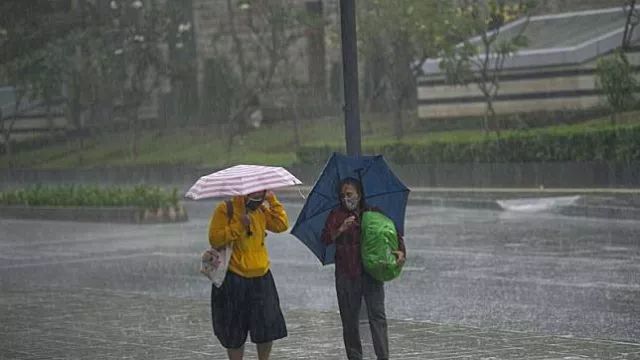 BMKG: Sebagian Wilayah DKI Jakarta Hujan Hari Ini, Semua Warga Tolong Waspada - GenPI.co