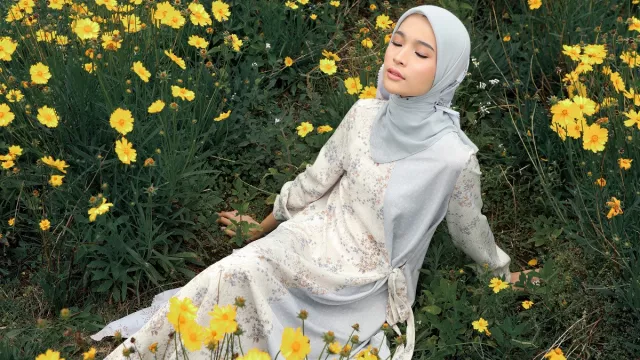 Tampil Elegan dengan Koleksi Lebaran et cetera dan Puru Kambera - GenPI.co