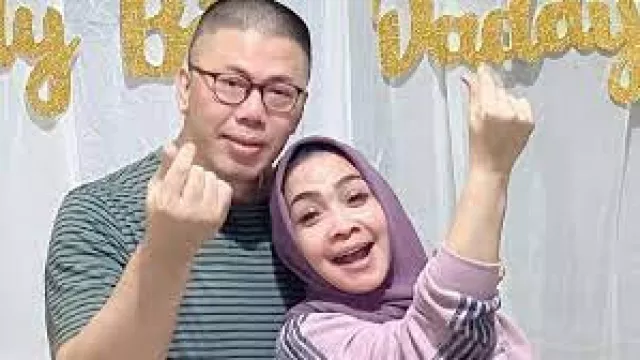 Resmi Bercerai dari Basuki, Ibunda Nagita Slavina Menjanda Lagi - GenPI.co
