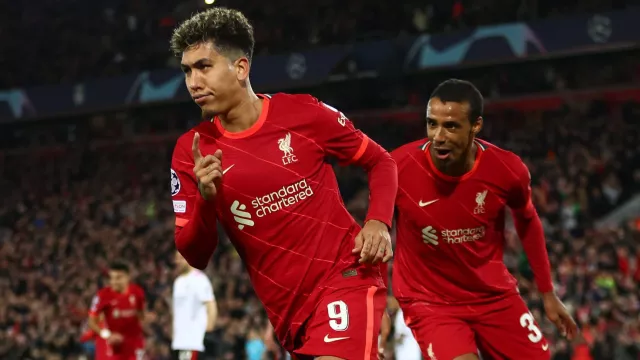 Banjir Gol, Benfica Bikin Kejutan di Kandang Liverpool - GenPI.co