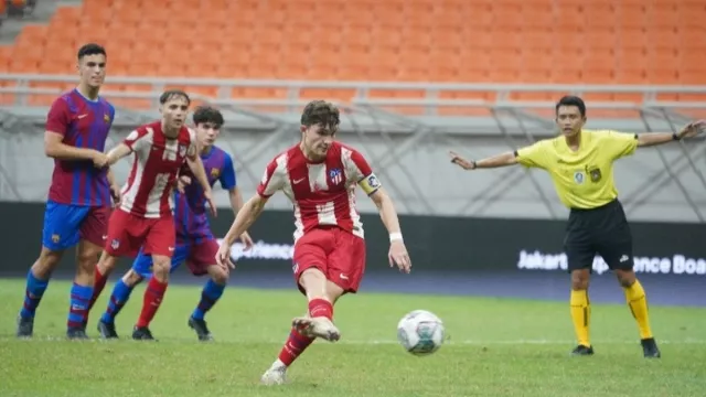 Atletico Madrid U-18 akan Hancurkan Konsentrasi Barcelona U-18 - GenPI.co