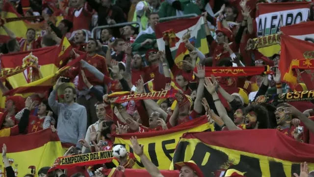 Sengit, Spanyol Bungkam 10 Pemain Portugal dengan Susah Payah - GenPI.co