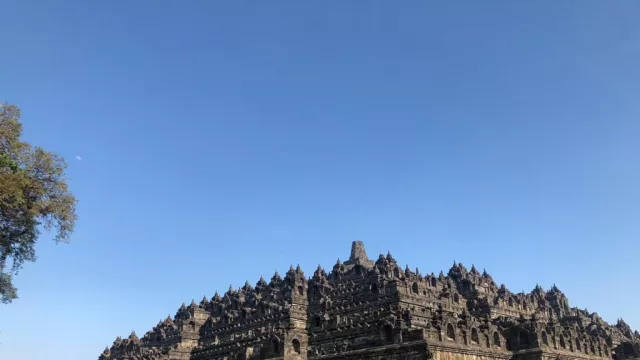 Harga Tiket Masuk Candi Borobudur Rp 750.000, Kata Luhut - GenPI.co