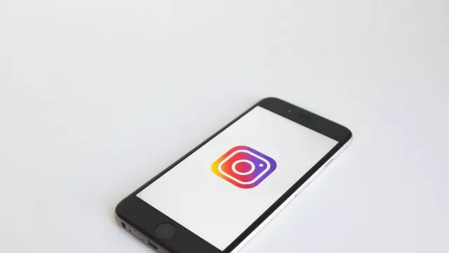 Tampilan Layar Instagram Bakal Penuh, Mirip TikTok? - GenPI.co