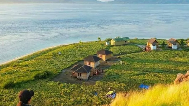 Eksotisme Pulau Paserang memang Tiada Tara, Tak Percaya? - GenPI.co