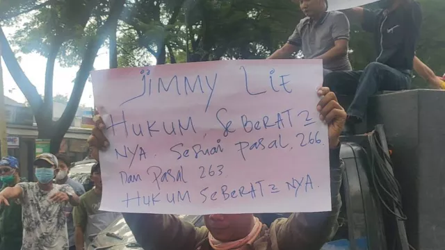 Warga Pantura Tangerang Demo di PN: Jimmy Lie Layak Ditahan - GenPI.co
