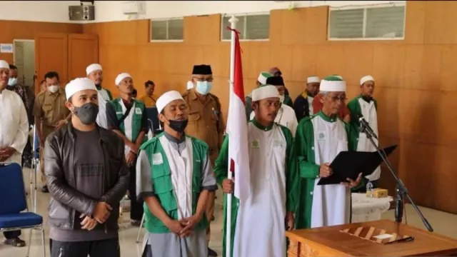 Warga Khilafatul Muslimin Ucap Janji Setia kepada NKRI - GenPI.co