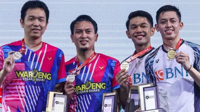 Masuk 16 Besar, Ganda Putra Indonesia Menguasai Kejuaraan Dunia 2022 - GenPI.co