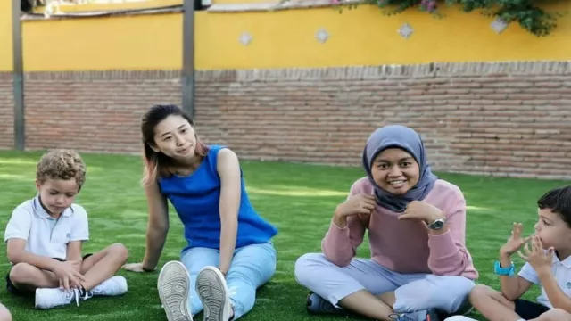 Platform Eudemy Bantu Anak Muda Indonesia Dapat Beasiswa ke Eropa - GenPI.co