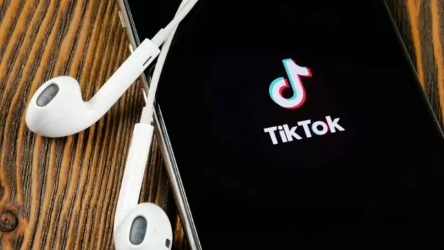 3 Penyebab TikTok Susah FYP, Views Jadi Kecil Deh - GenPI.co