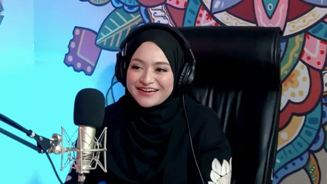 Banting Tulang Setelah Cerai, Nathalie Holscher: Yang Penting Halal - GenPI.co