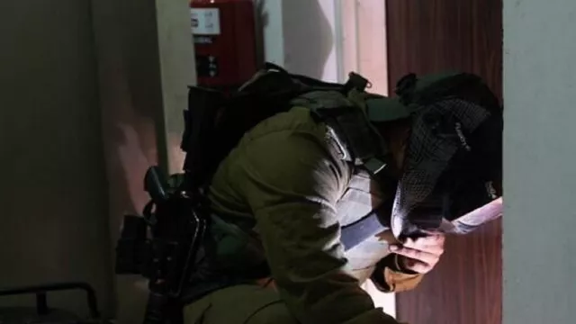 Pasukan Israel Merangsek Ramallah, Kantor-kantor Kelompok Kemanusian Diacak-acak - GenPI.co