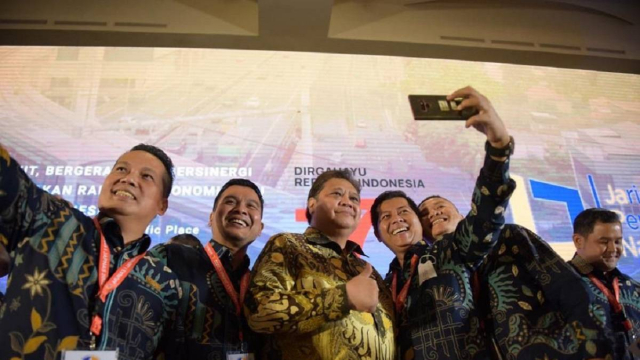 Airlangga Harap Pengusaha Dapat Menciptakan Usaha yang Kondusif - GenPI.co