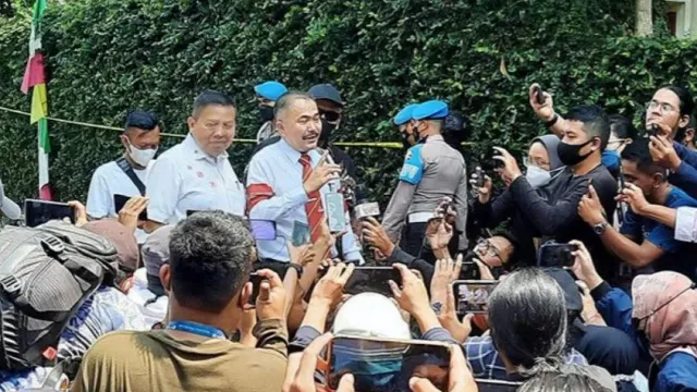 Diusir Polisi Saat Rekonstruksi, Kamaruddin Ajukan Gugatan ke Presiden
