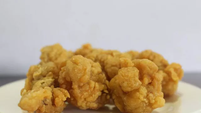 Resep Ayam Popcorn Untuk Bekal Anak Sekolah, Cuma Perlu 3 Bahan! - GenPI.co