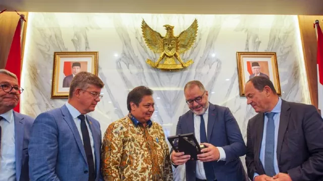Airlangga Sebut Prancis Siap Bantu Alutsista Indonesia - GenPI.co