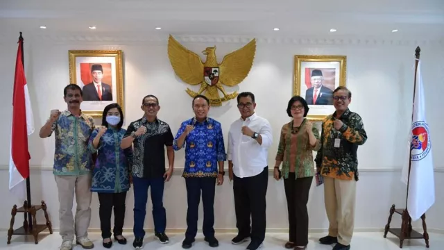 Menpora Dukung Penuh Festival Sandeq 2022 - GenPI.co