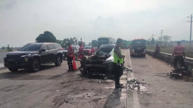 13 Mobil Kecelakaan Beruntun di Tol Pejagan, Satu Orang Tewas - GenPI.co