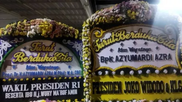 Jokowi Kirim Karangan Bunga Dukacita Atas Kepergian Azyumardi Azra - GenPI.co