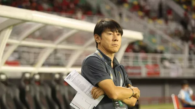 Timnas Lawan Uzbekistan di Piala Asia U-20 2023, Shin Tae Yong Santai - GenPI.co