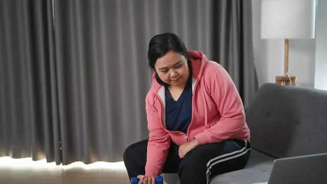 Ini 3 Kelebihan Olahraga di Rumah dibandingkan Gym, Kantong Tak Cepat Bolong! - GenPI.co Ini 3 Kelebihan Olahraga di Rumah dibandingkan Gym, Kantong Tak Cepat Bolong! - GenPI.co