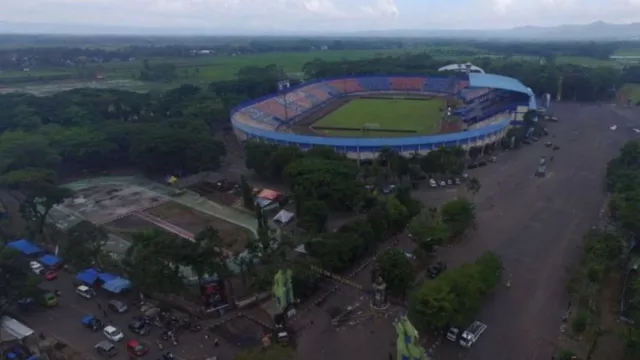 Berkaca Tragedi Kanjuruhan, Malaysia Langsung Rombak Keamanan Stadion - GenPI.co