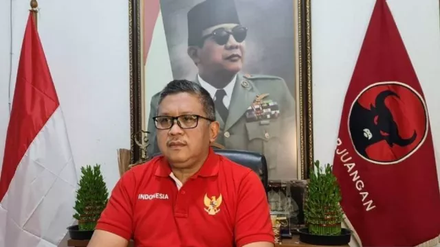 Jerry Massie Sorot Tajam Sindiran Hasto, Singgung Puan Maharani - GenPI.co