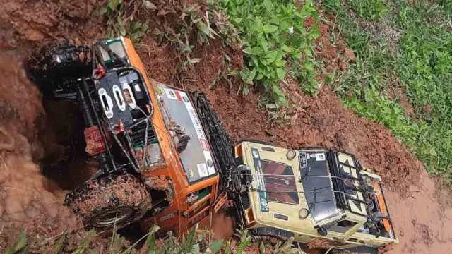 Acara Otomotif 4X4TASS Pecah, Petualangannya Menantang - GenPI.co Acara Otomotif 4X4TASS Pecah, Petualangannya Menantang - GenPI.co
