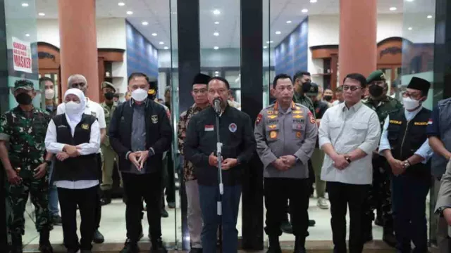 Menpora Pastikan Pemerintah Serius Tangani Tragedi Kanjuruhan - GenPI.co Menpora Pastikan Pemerintah Serius Tangani Tragedi Kanjuruhan - GenPI.co