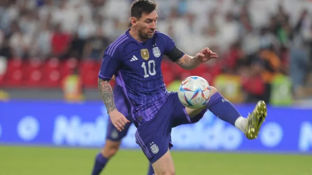 Piala Dunia 2022 di Depan Mata, Lionel Messi Mendadak Menghilang - GenPI.co