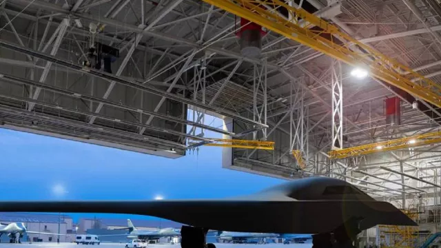 5 Fakta B-21 Raider, Pesawat Siluman Baru AS yang Bikin Takut Seluruh Dunia - GenPI.co