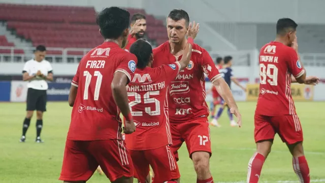 Lawan PSM Makassar, Persija Jakarta Ingin Rebut Puncak Klasemen Liga 1 - GenPI.co