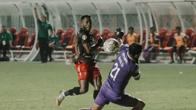 Libas Madura United, Serdadu Tridatu Amankan Posisi Puncak Liga 1 - GenPI.co