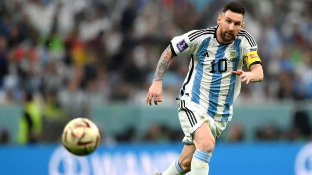 Theo Hernandez: Prancis Tidak Gentar Lawan Lionel Messi - GenPI.co