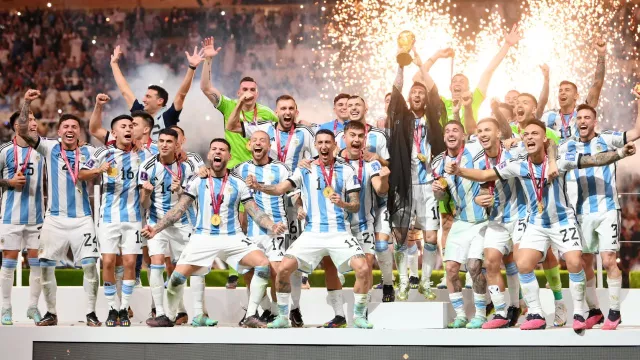 Shayne Pattynama: Timnas Argentina Bukan Hanya Lionel Messi - GenPI.co