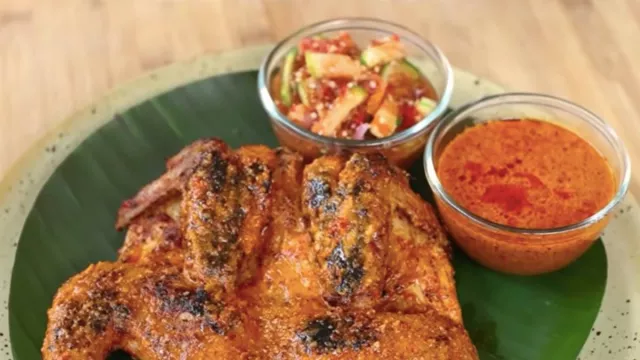 Resep Ayam Bakar Taliwang Khas Lombok, Pedasnya Nagih Banget! - GenPI.co