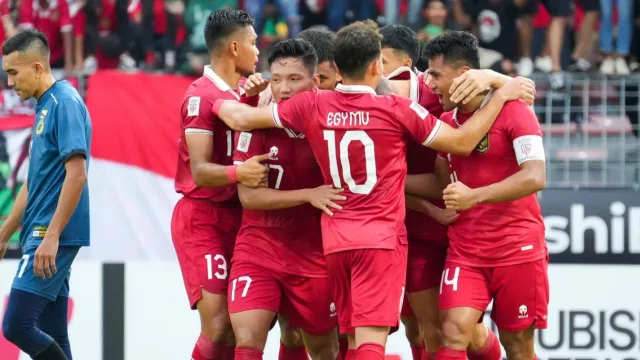 Performa Luar Biasa Timnas Indonesia Dipuji AFC, Thailand Bisa Terkapar - GenPI.co
