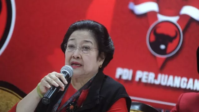 Megawati Masih Menunggu Elektabilitas Puan Maharani - GenPI.co