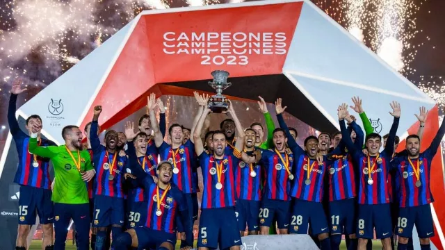 Juara Piala Super Spanyol, Barcelona Jauhi Rekor Real Madrid - GenPI.co