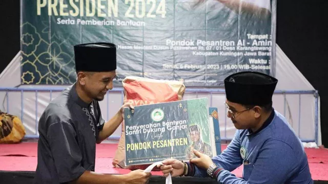 Aksi Mulia Santri Dukung Ganjar, Beri Bantuan Pembangunan Masjid - GenPI.co