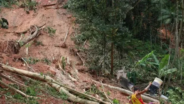 Tanah Longsor Brasil: 65 Warga Meninggal, 19 Anak-Anak - GenPI.co