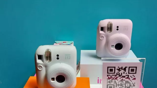 Instax Mini 12, Kamera Canggih Fujifilm dengan Fitur yang Keren - GenPI.co