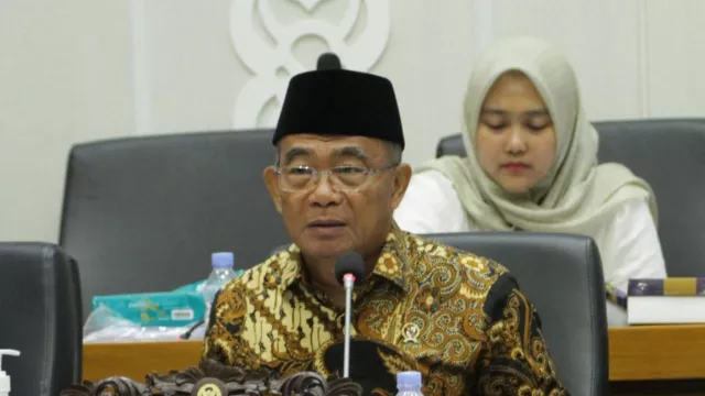 Bicara soal Naturalisasi Pemain, Menpora Beri Pesan Tegas - GenPI.co